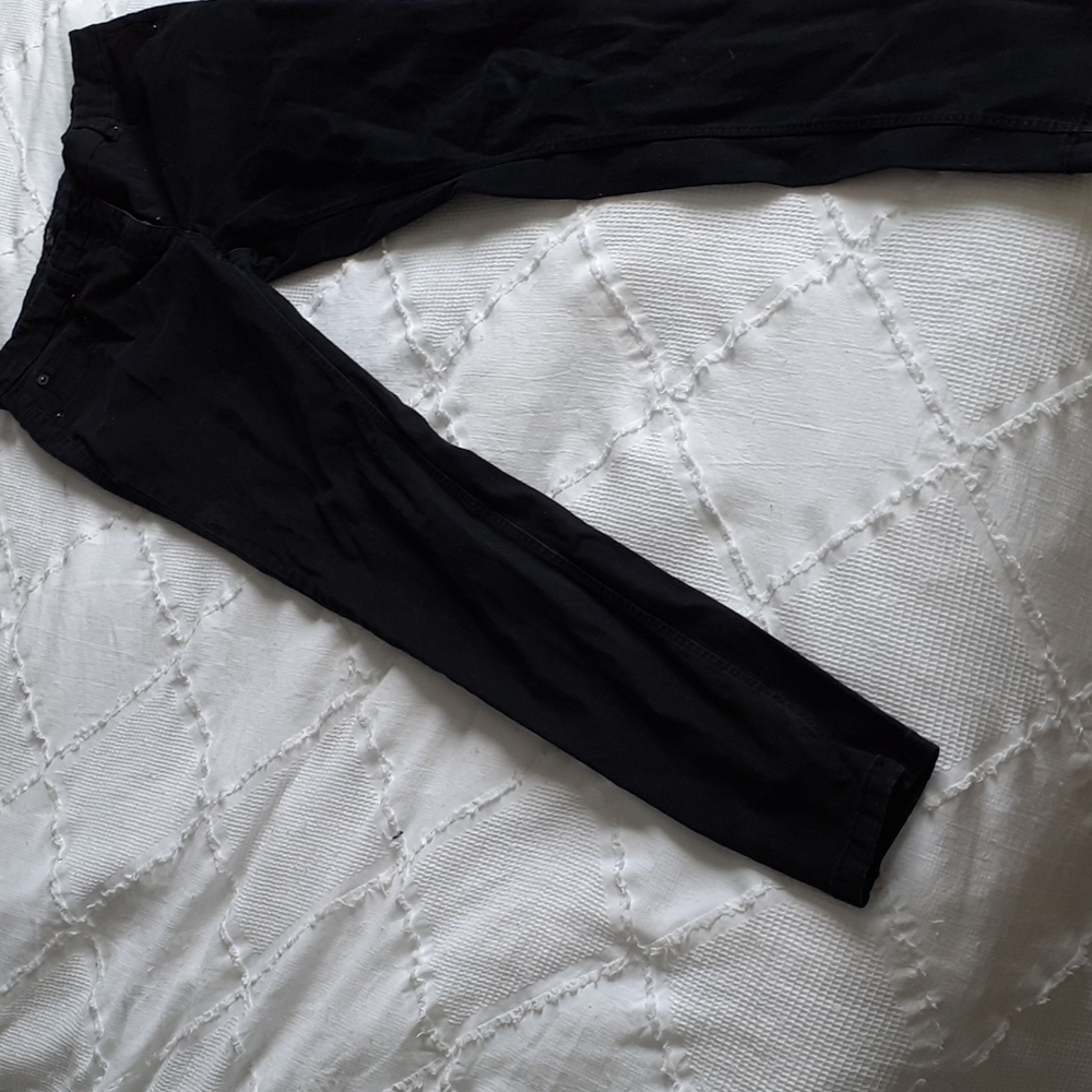 Black Skinny Jeans